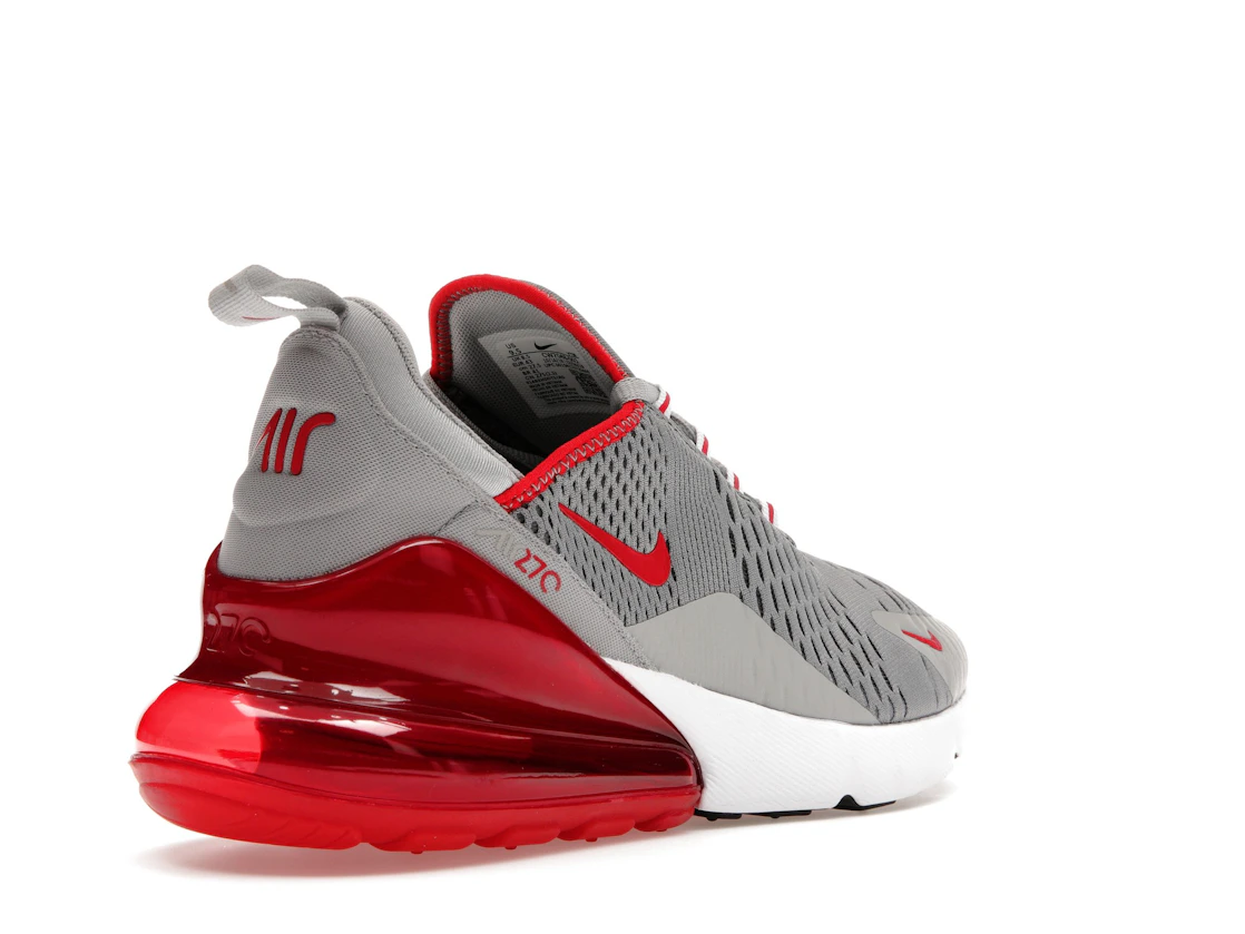 Vue 32 de Nike Air Max 270 Particle Grey University Red