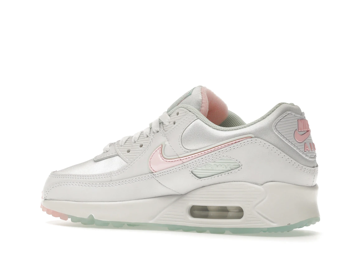 Vue 22 de Nike Air Max 90 Essential Arctic Punch 