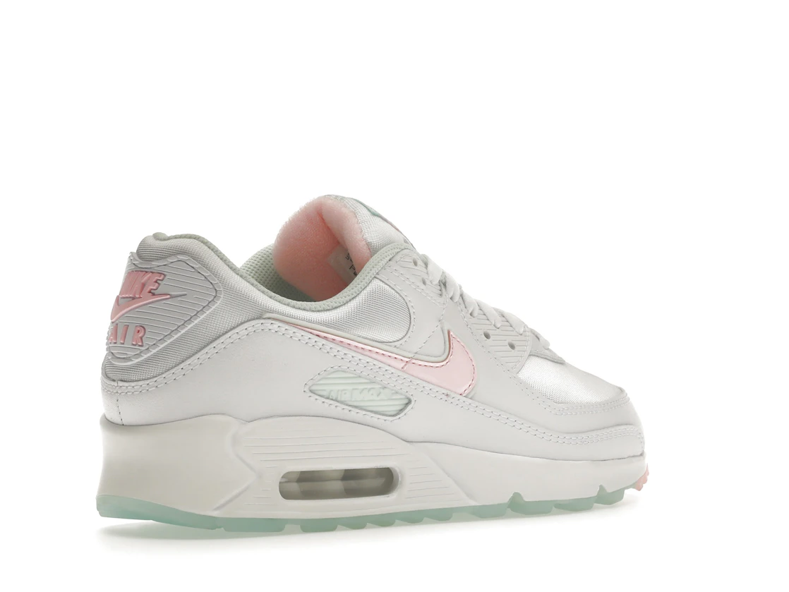 Vue 33 de Nike Air Max 90 Essential Arctic Punch 