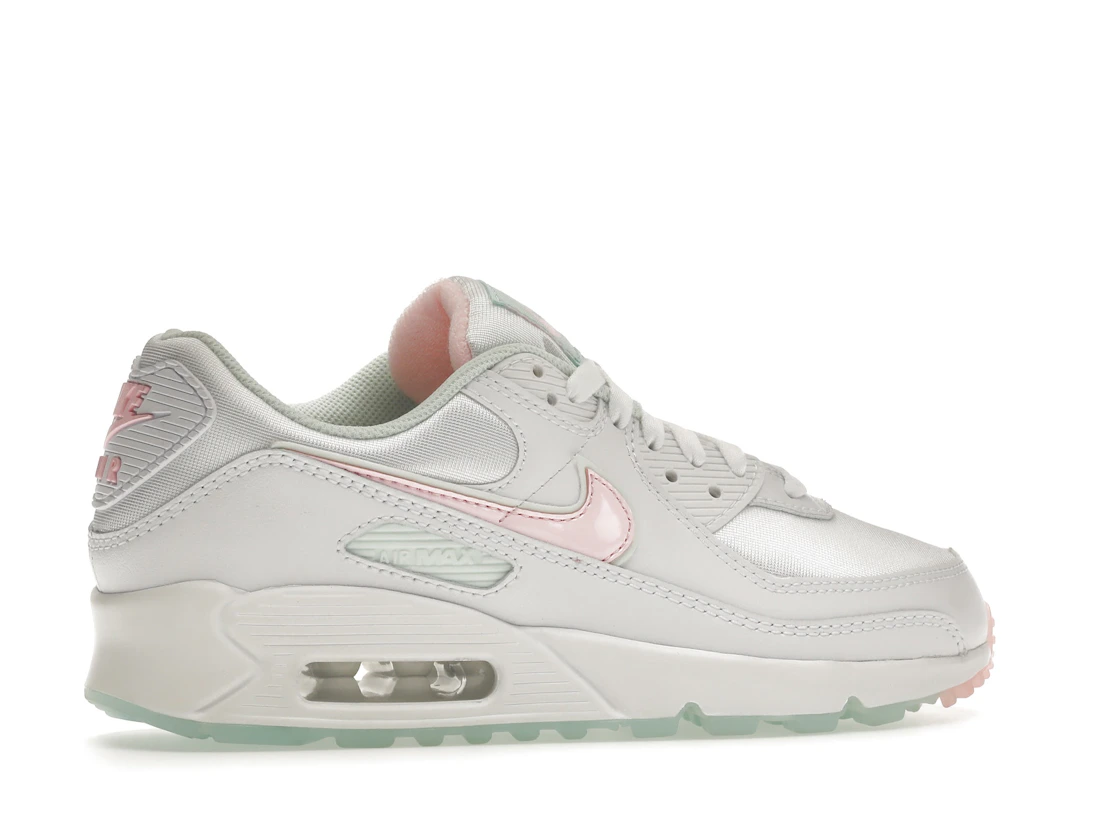 Vue 35 de Nike Air Max 90 Essential Arctic Punch 