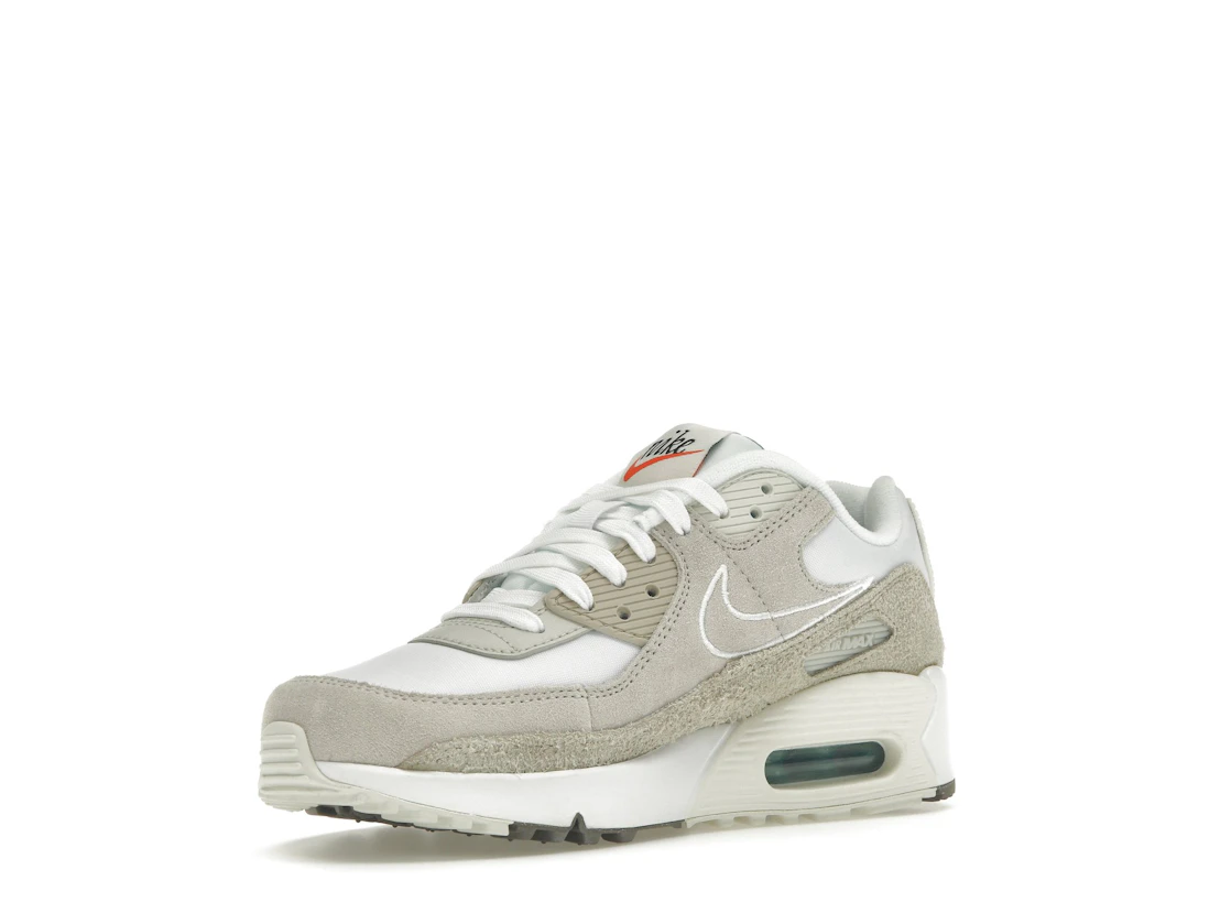 Vue 15 de Nike Air Max 90 SE First Use Pack Sail (GS)