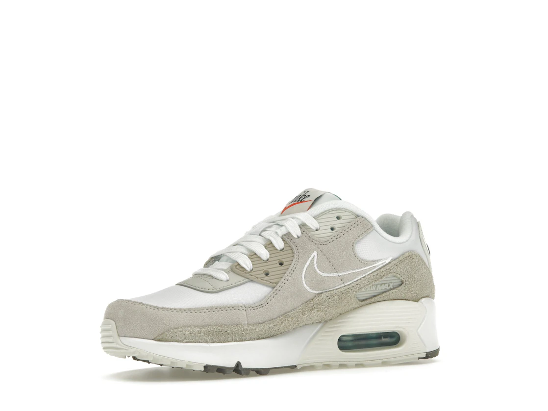 Vue 16 de Nike Air Max 90 SE First Use Pack Sail (GS)