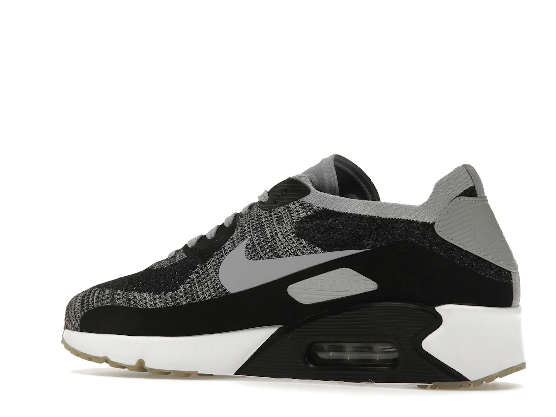 Vue 22 de Nike Air Max 90 Ultra 2.0 Flyknit Black Wolf Grey