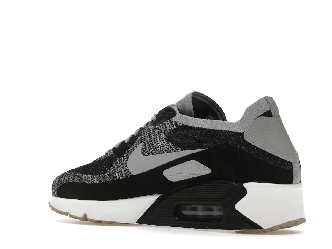 Vue 23 de Nike Air Max 90 Ultra 2.0 Flyknit Black Wolf Grey