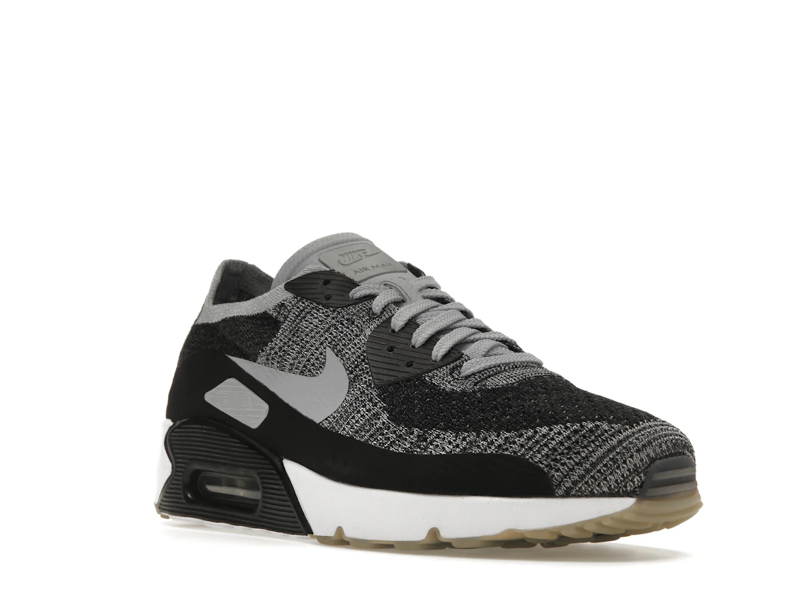 Vue 6 de Nike Air Max 90 Ultra 2.0 Flyknit Black Wolf Grey