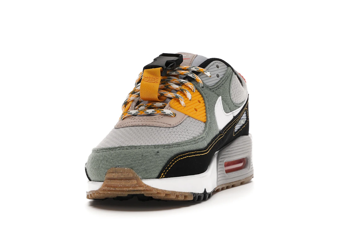 Vue 12 de Nike Air Max 90 Buckle Spiral Sage