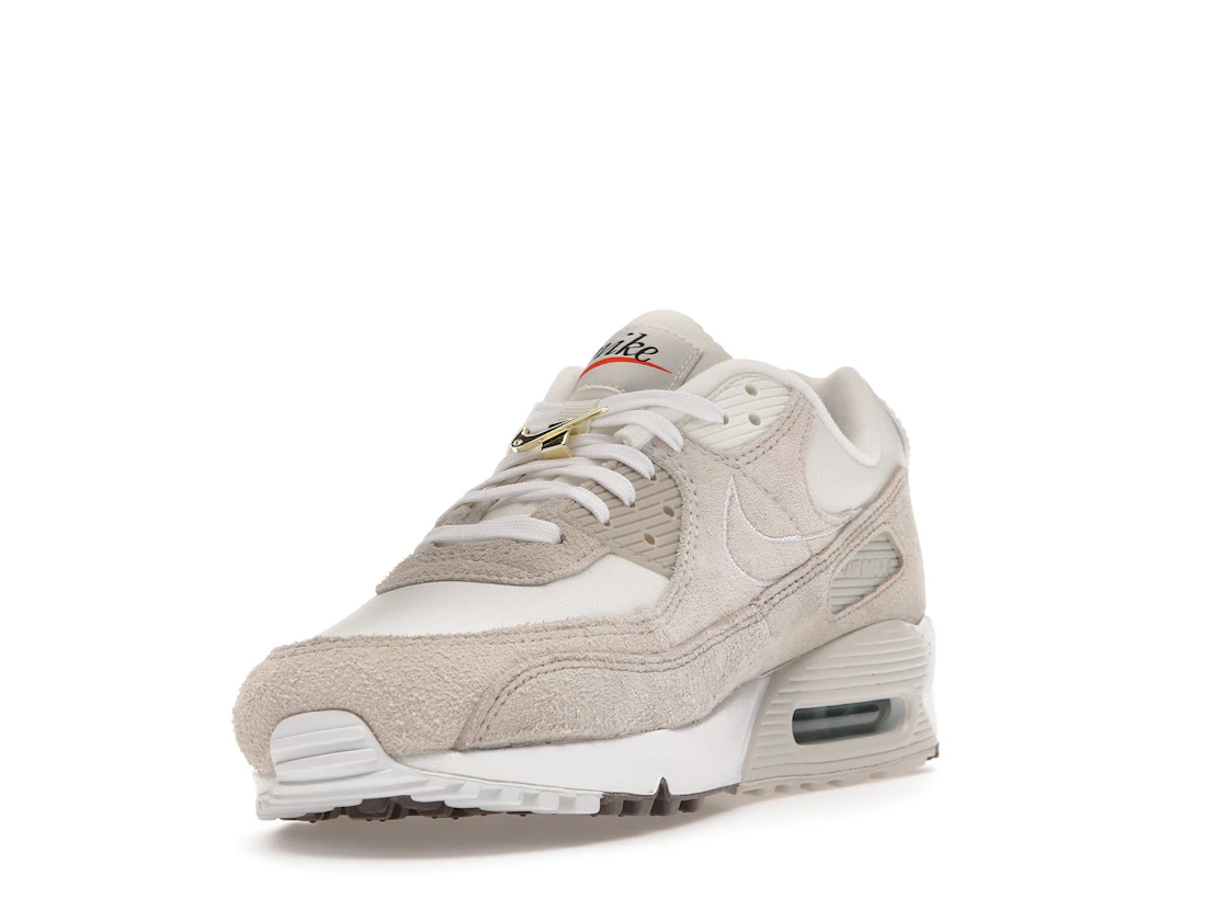 Vue 13 de Nike Air Max 90 First Use Cream