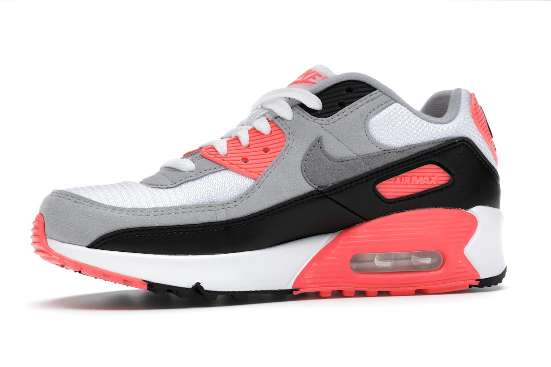 Vue 17 de Nike Air Max 90 Infrared (2020) (GS)