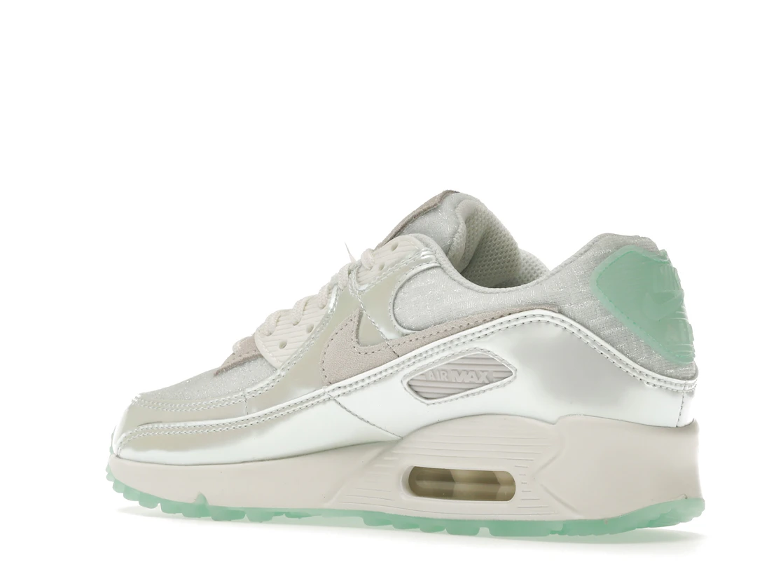 Vue 23 de Nike Air Max 90 The Future is Clear 