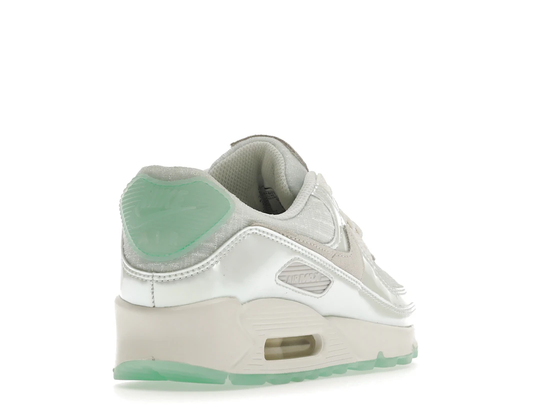 Vue 31 de Nike Air Max 90 The Future is Clear 