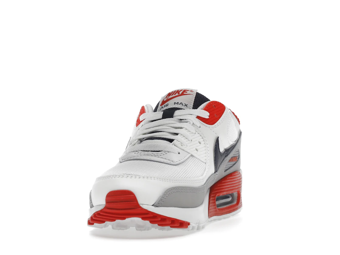 Vue 12 de Nike Air Max 90 USA (2021)