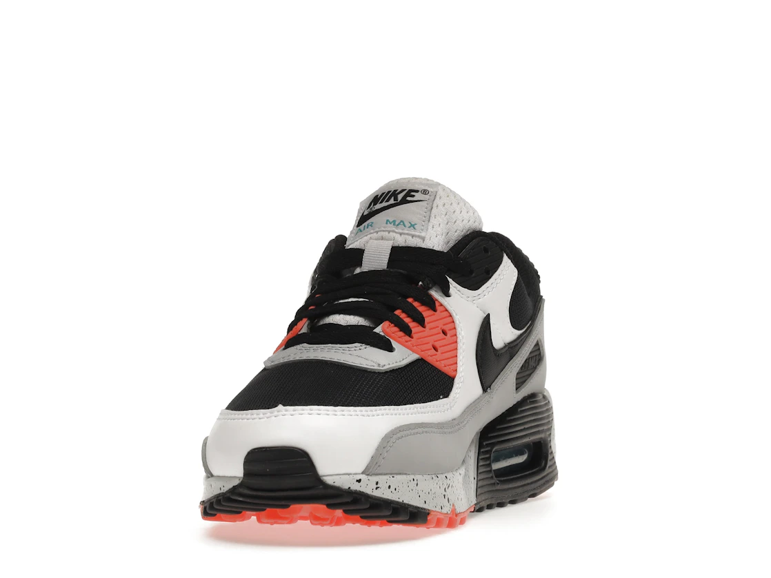 Vue 12 de Nike Air Max 90 White Orange Black