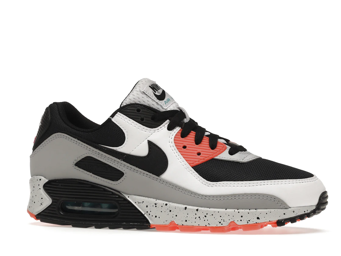 Vue 3 de Nike Air Max 90 White Orange Black