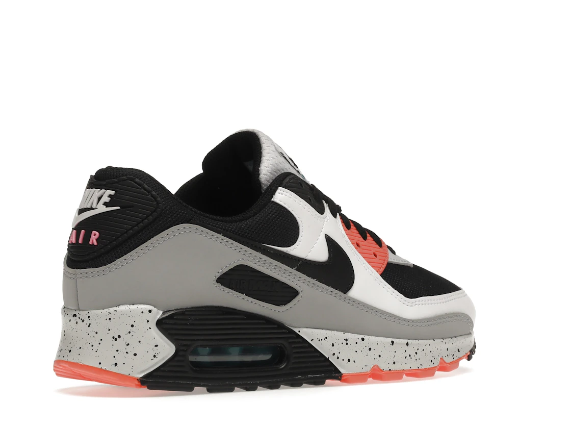 Vue 33 de Nike Air Max 90 White Orange Black