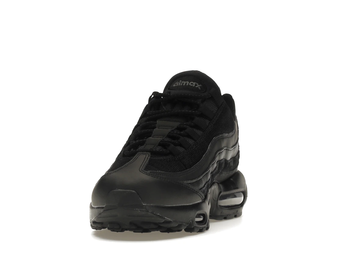 Vue 12 de Nike Air Max 95 Essential Triple Black