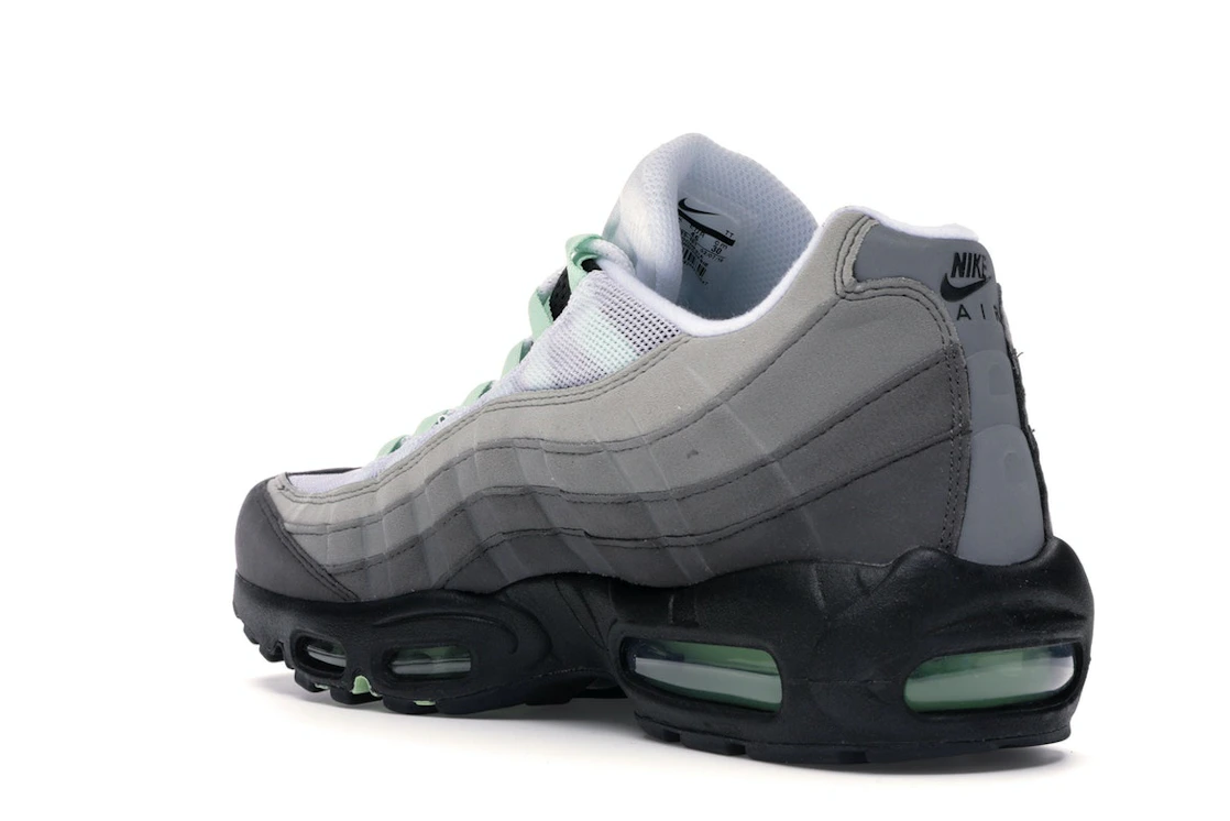 Vue 23 de Nike Air Max 95 OG Fresh Mint