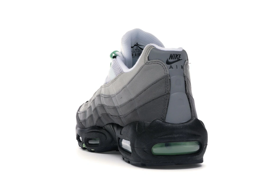 Vue 25 de Nike Air Max 95 OG Fresh Mint