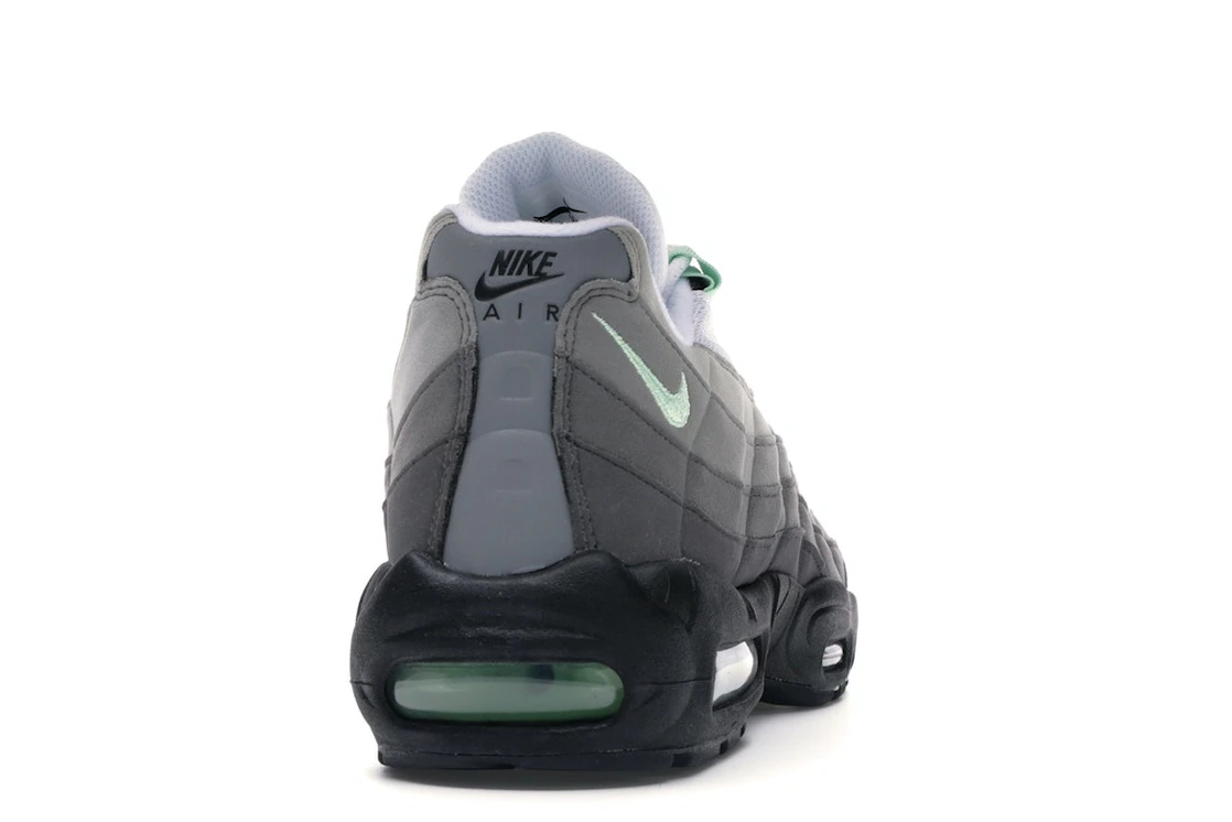 Vue 28 de Nike Air Max 95 OG Fresh Mint