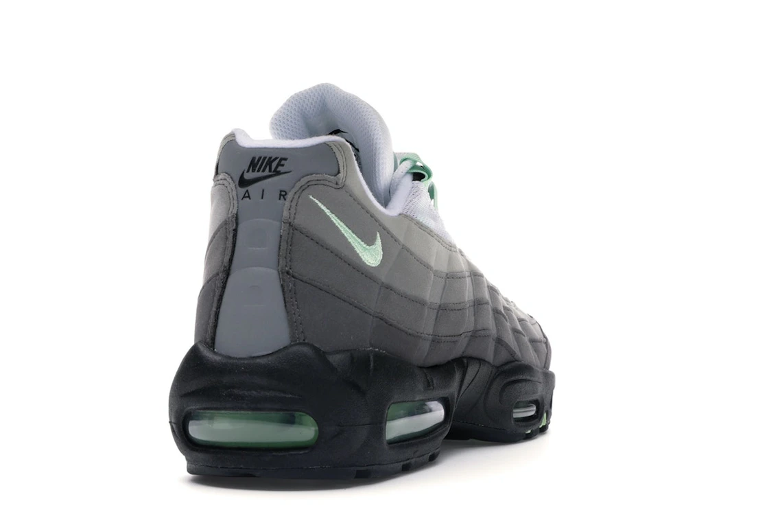 Vue 29 de Nike Air Max 95 OG Fresh Mint