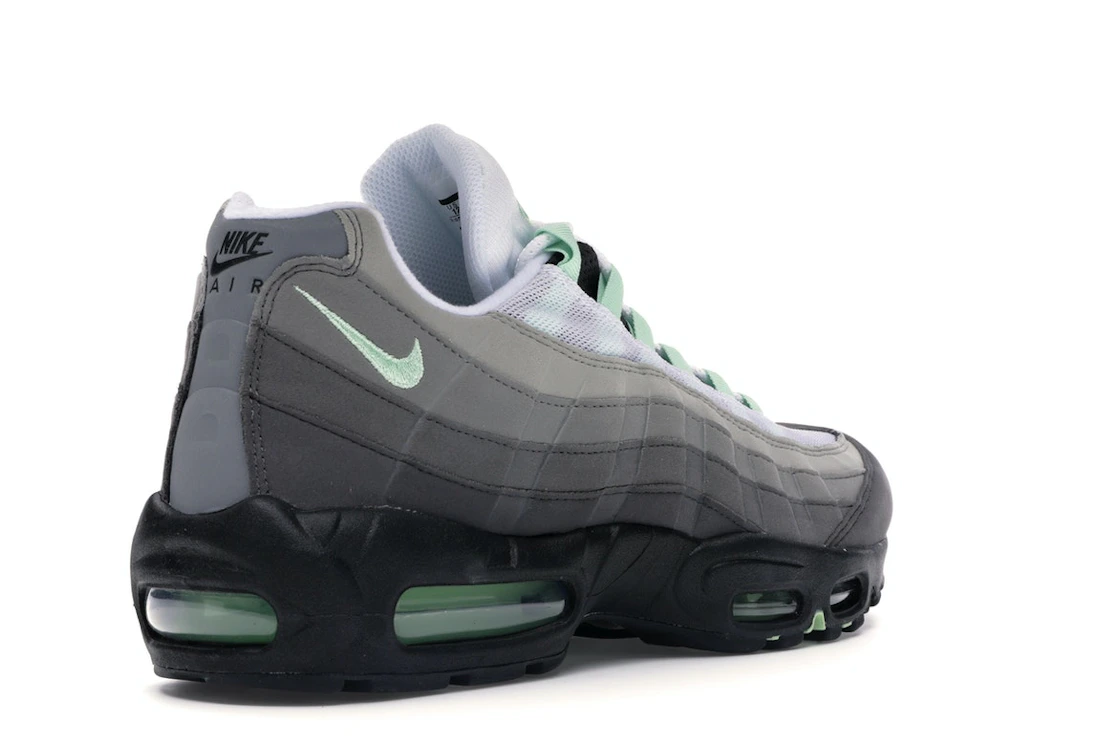 Vue 31 de Nike Air Max 95 OG Fresh Mint