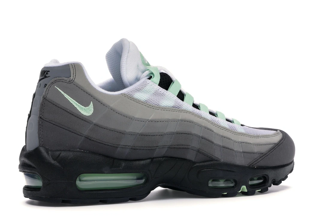 Vue 33 de Nike Air Max 95 OG Fresh Mint