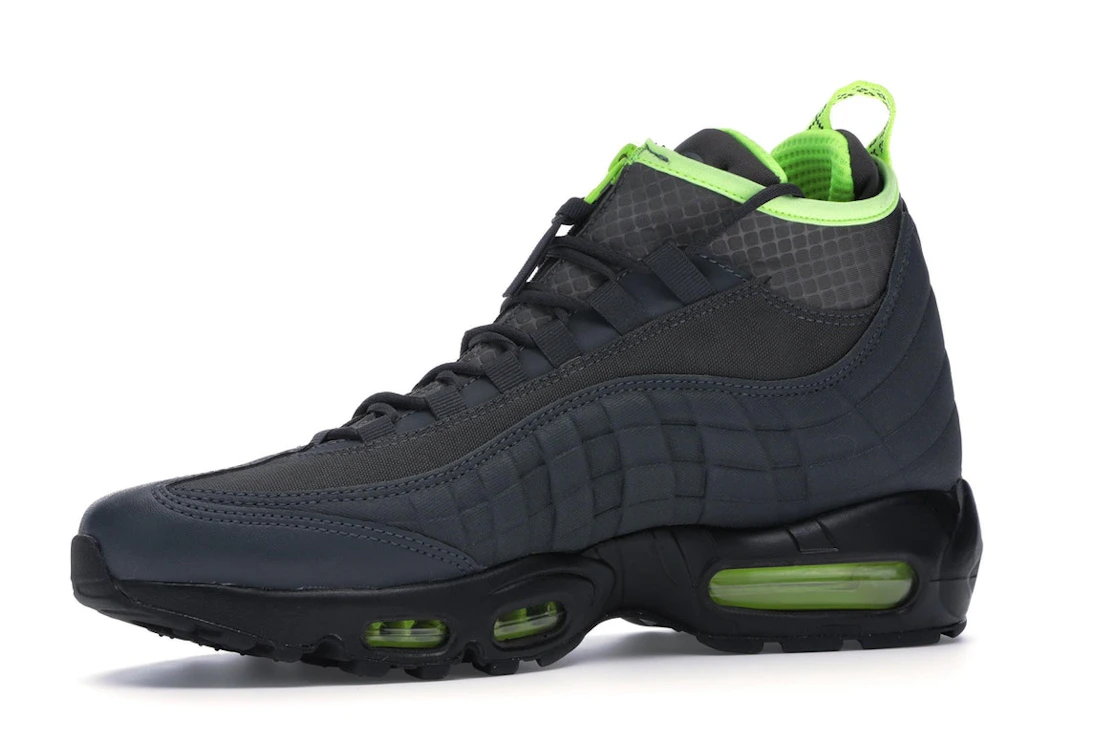 Vue 17 de Nike Air Max 95 Sneakerboot Anthracite Volt