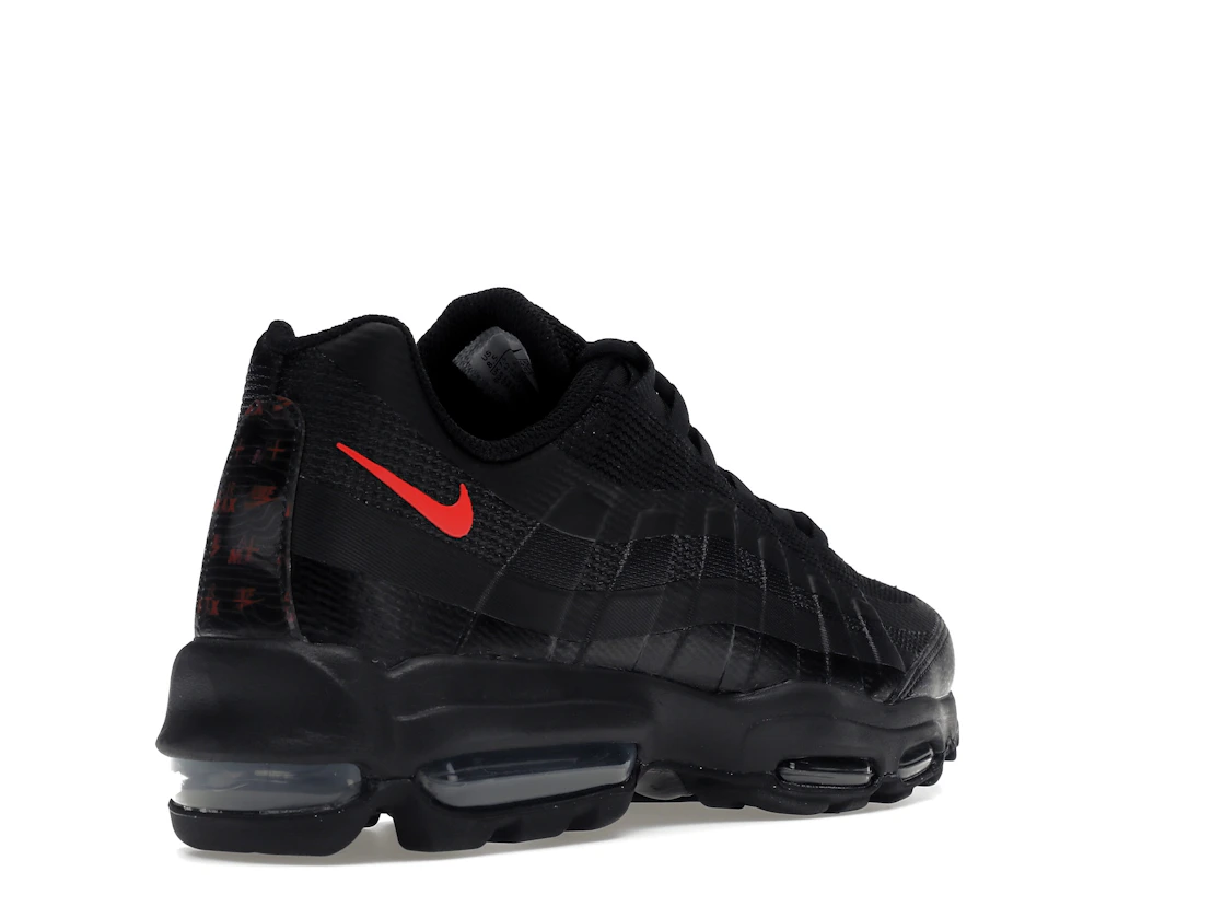 Vue 32 de Nike Air Max 95 Ultra Black Crimson