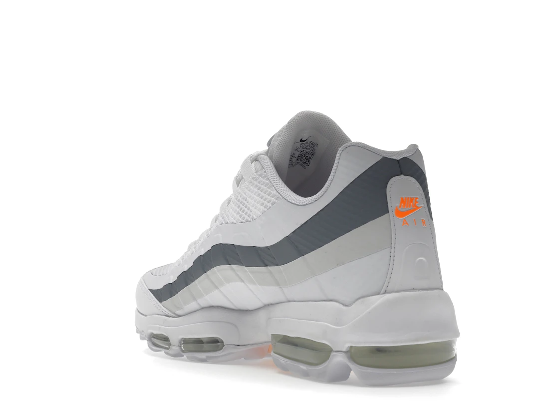 Vue 25 de Nike Air Max 95 Ultra White Spruce