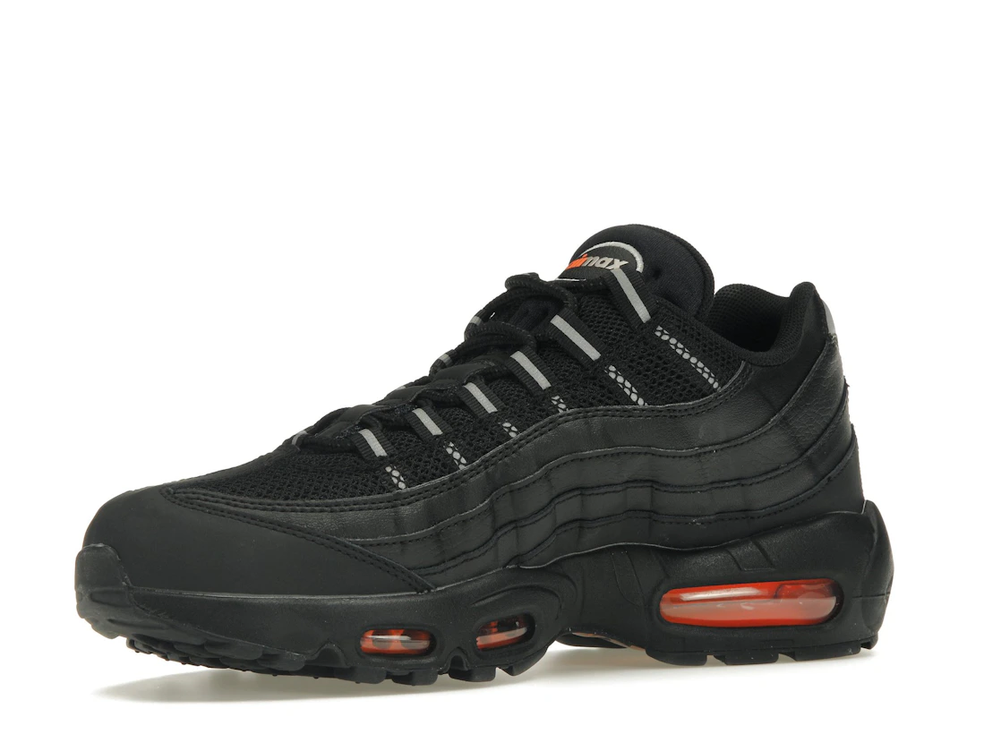 Vue 16 de Nike Air Max 95 Black Total Orange