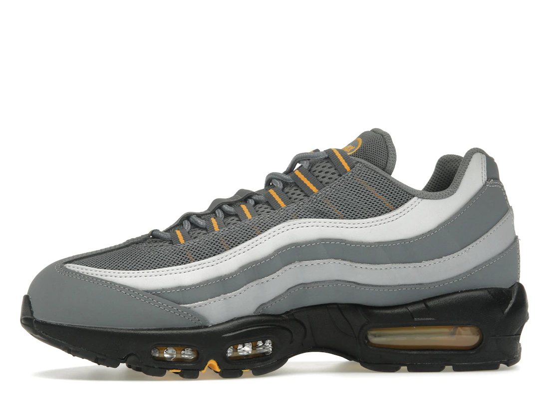 Vue 18 de Nike Air Max 95 Cool Grey Sundial