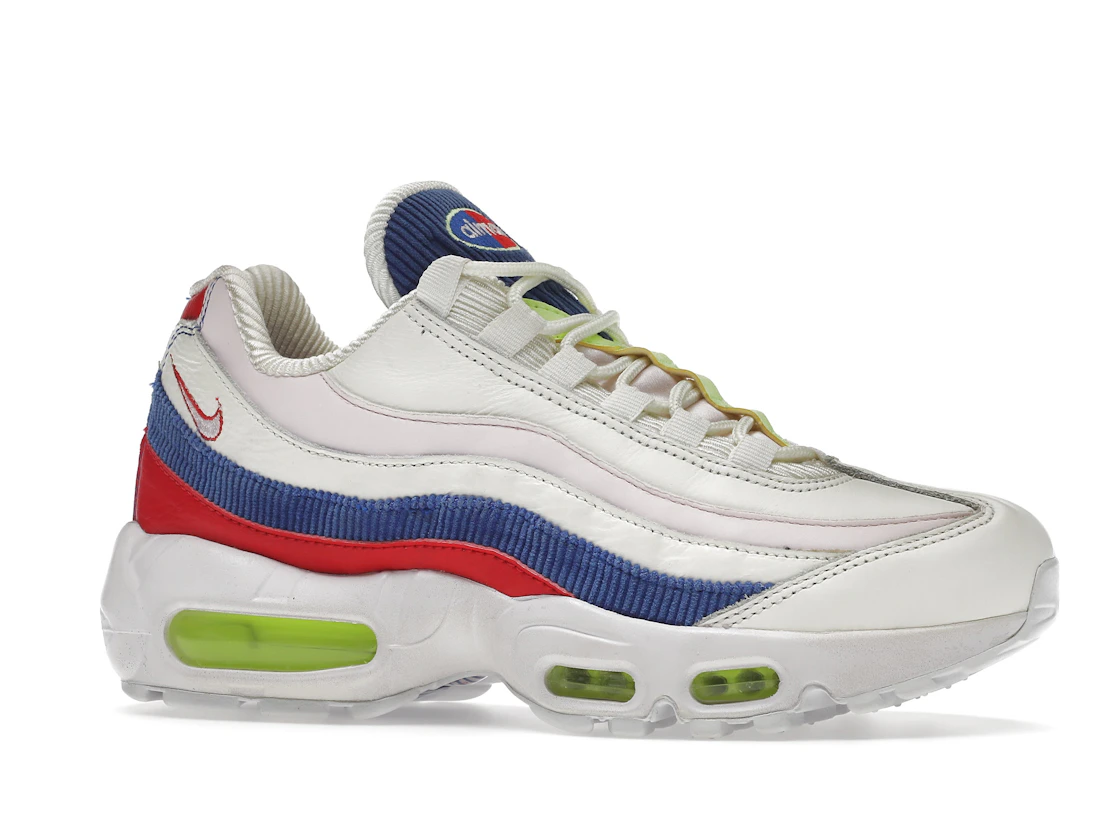 Vue 3 de Nike Air Max 95 Corduroy Panache 