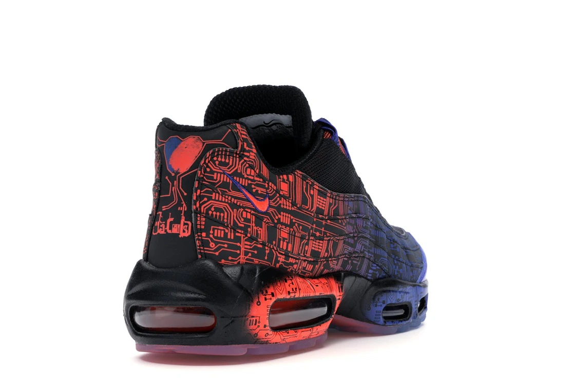 Vue 31 de Nike Air Max 95 Doernbecher 15th Anniversary