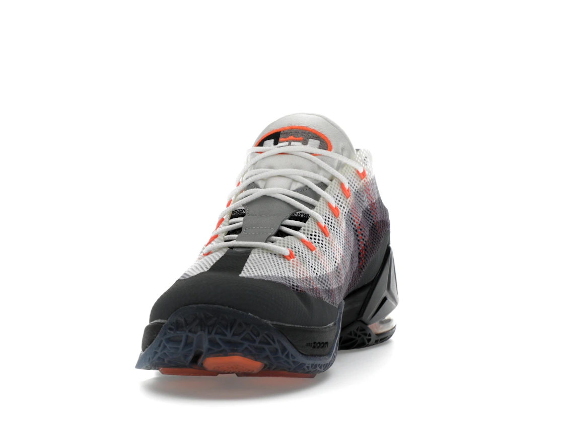 Vue 12 de Nike Air Max 95 LeBron 12 Low