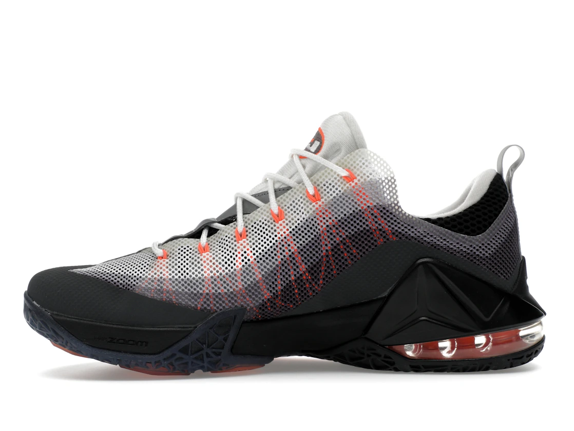 Vue 19 de Nike Air Max 95 LeBron 12 Low