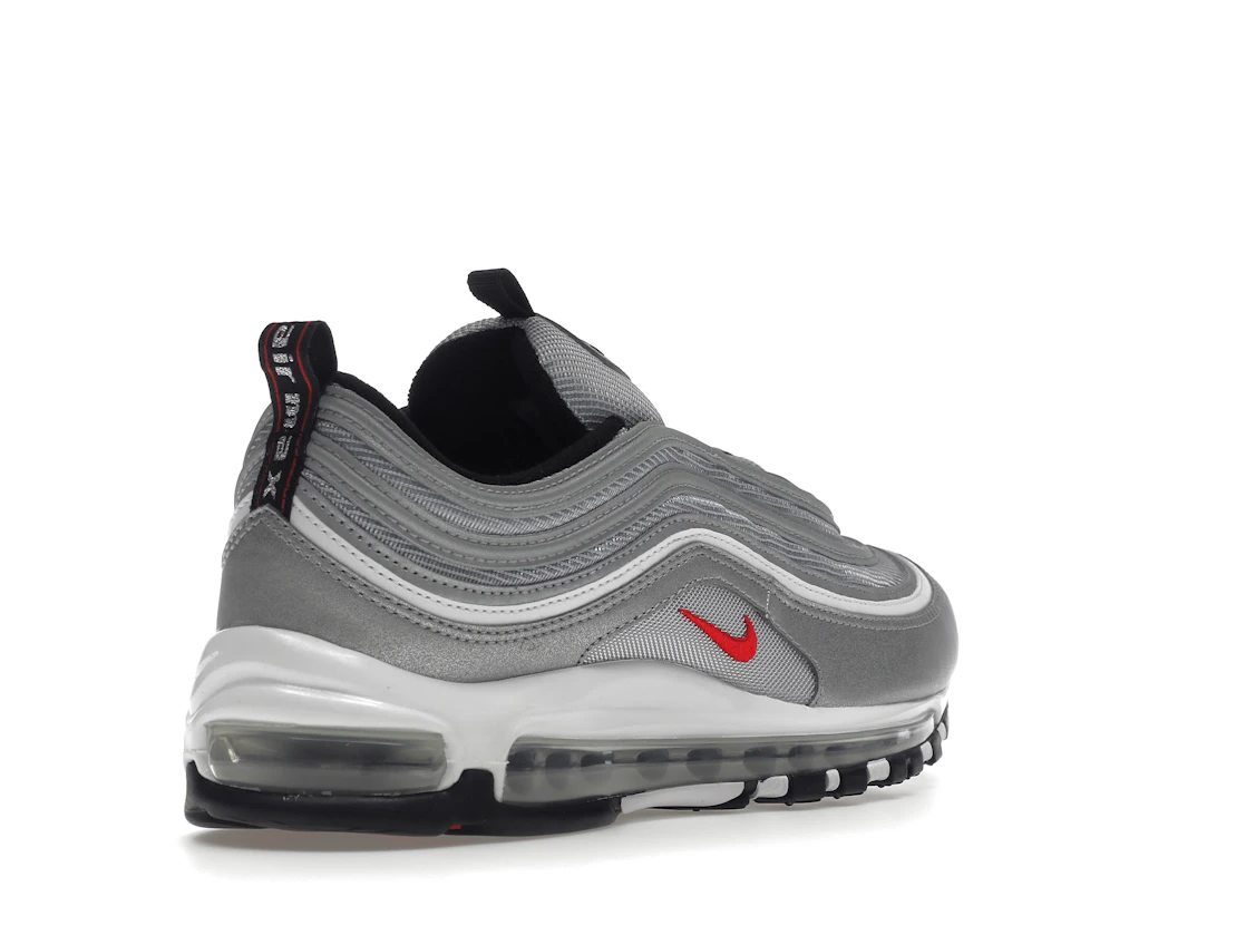 Vue 32 de Nike Air Max 97 OG Silver Bullet (2022)