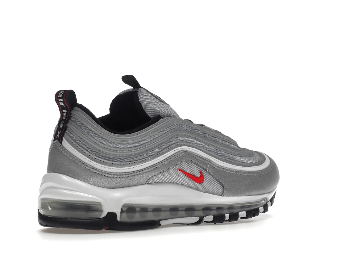 Vue 33 de Nike Air Max 97 OG Silver Bullet (2022)