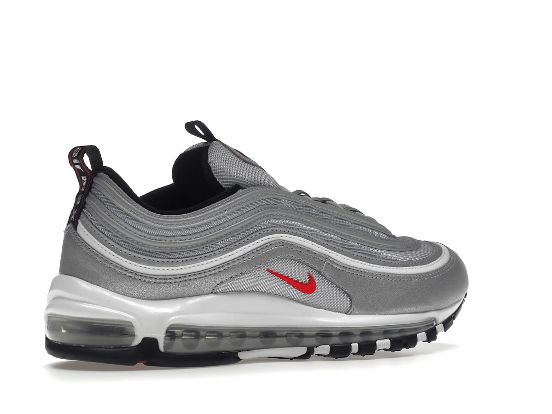 Vue 34 de Nike Air Max 97 OG Silver Bullet (2022)