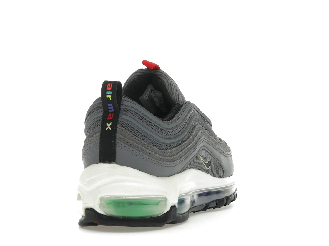 Vue 30 de Nike Air Max 97 SE Evolution of Icons 
