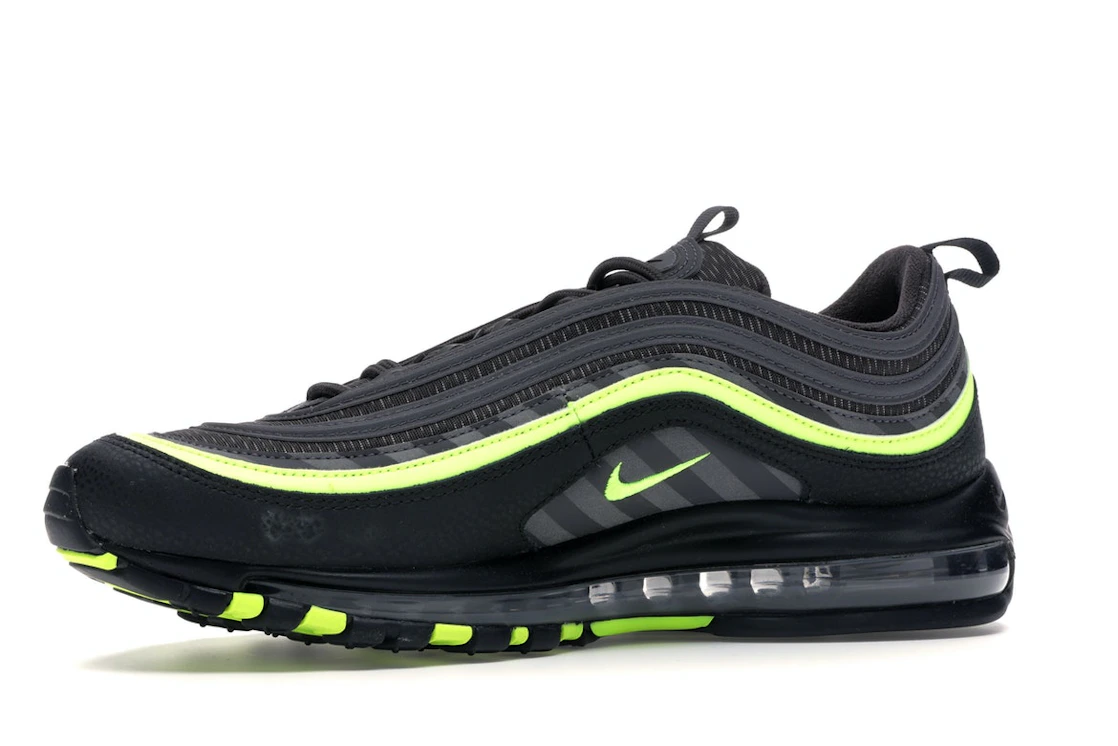 Vue 17 de Nike Air Max 97 I-95 Pack