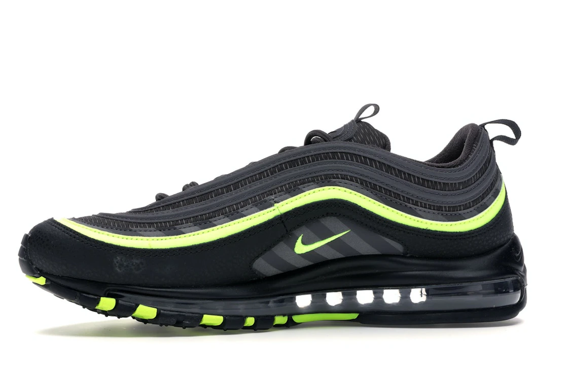 Vue 18 de Nike Air Max 97 I-95 Pack