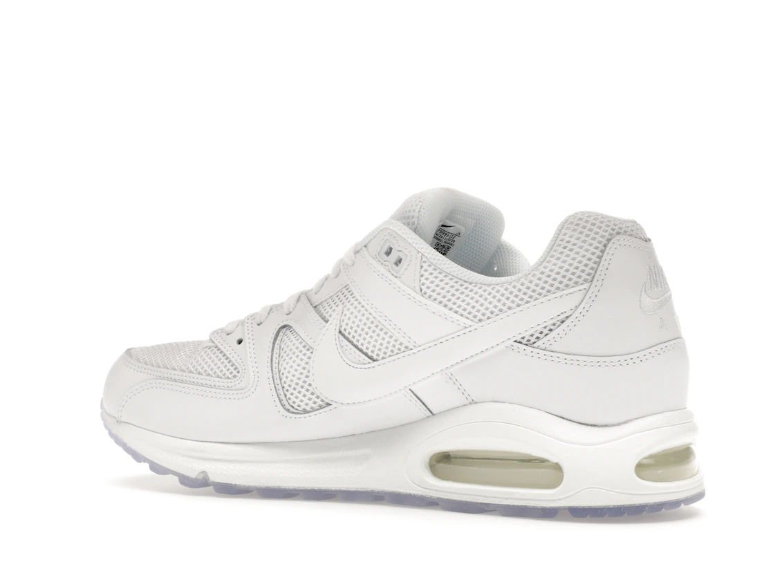 Vue 22 de Nike Air Max Command Triple White