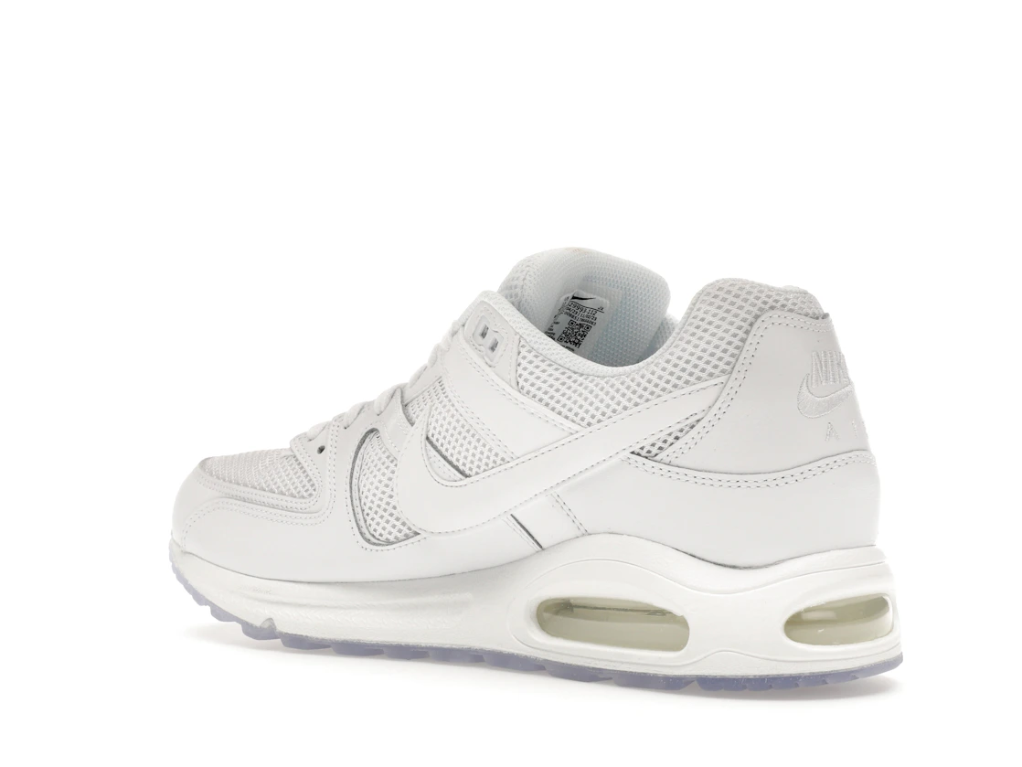 Vue 23 de Nike Air Max Command Triple White