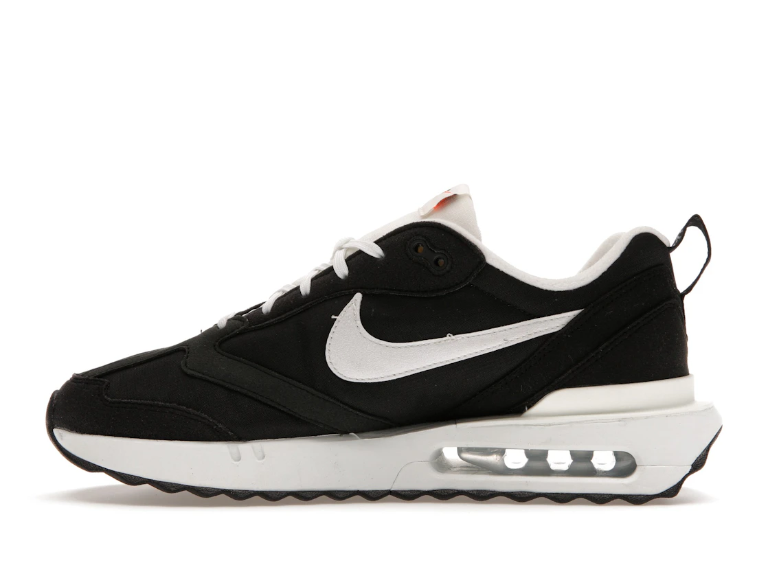 Vue 19 de Nike Air Max Dawn Black White