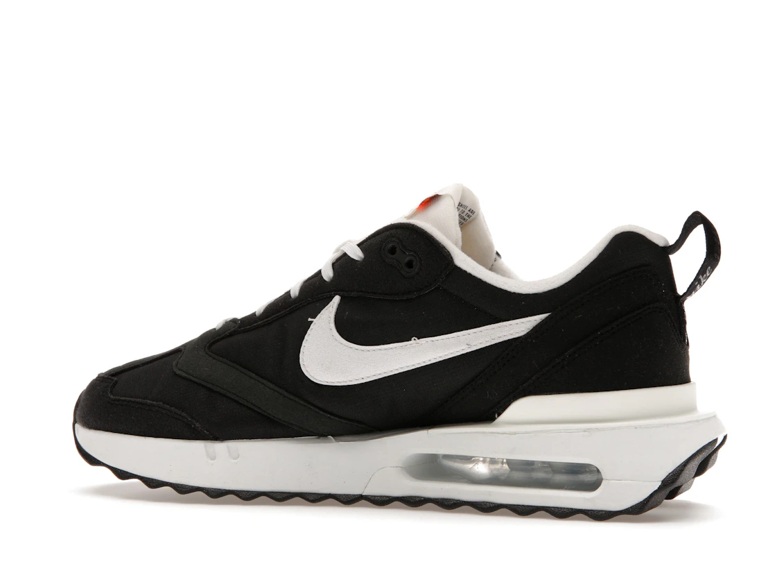 Vue 21 de Nike Air Max Dawn Black White
