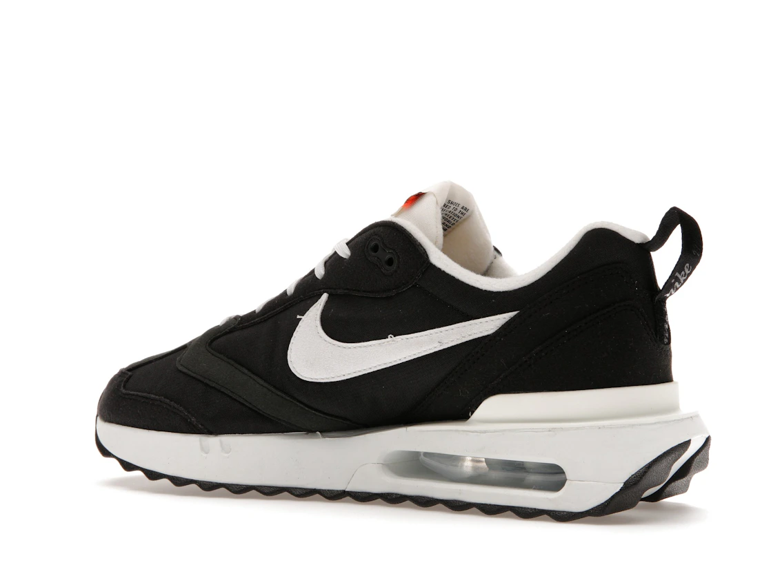 Vue 22 de Nike Air Max Dawn Black White