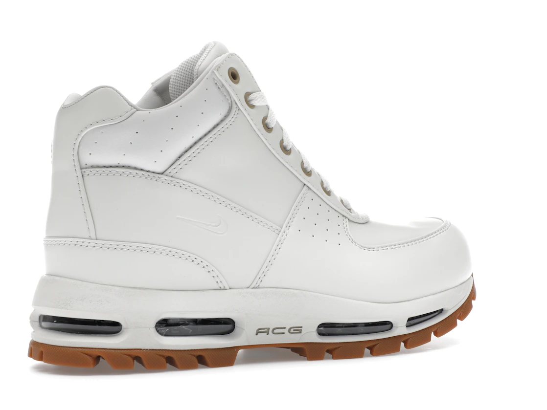 Vue 34 de Nike Air Max Goadome Summit White Khaki Gum Medium Brown