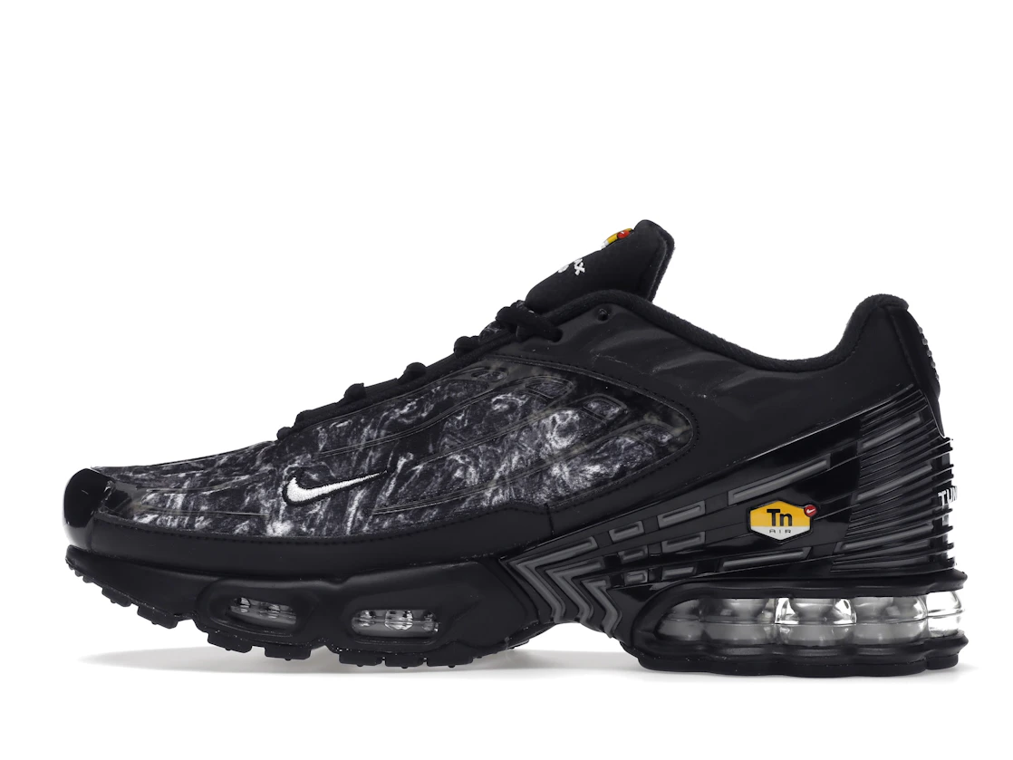 Vue 20 de Nike Air Max Plus 3 Black Graphic