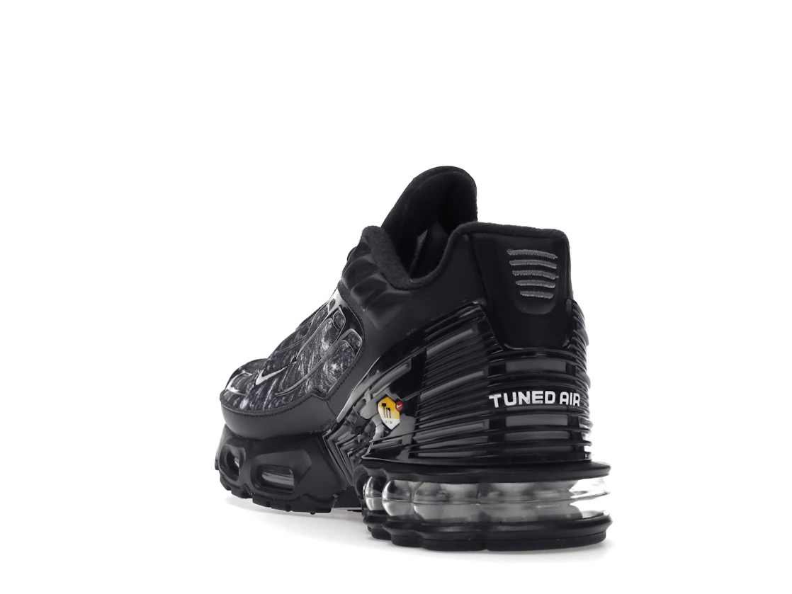 Vue 26 de Nike Air Max Plus 3 Black Graphic
