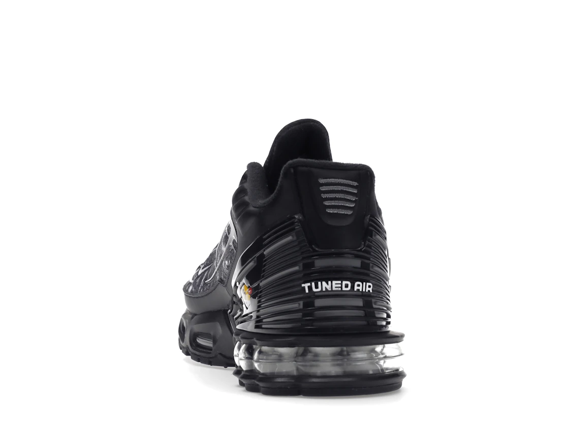 Vue 27 de Nike Air Max Plus 3 Black Graphic