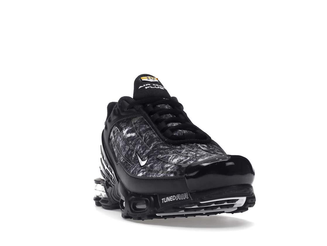 Vue 8 de Nike Air Max Plus 3 Black Graphic